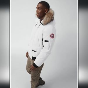CANADA GOOSE Men's Limited Edition PBI White sz M NWOT display-minor defects